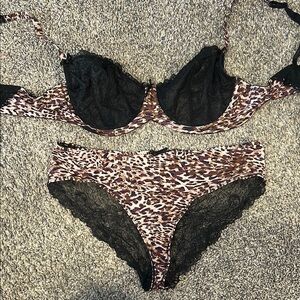 Adore Me Caen 42D bra with 1X panties